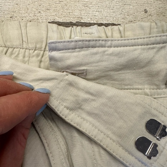 Wilfred | Cream Linen Blend Cargo Style Joggers - Picture 4 of 10